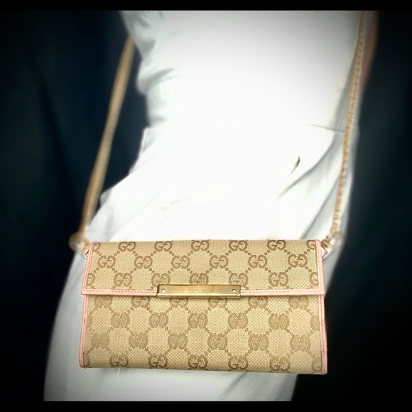 GUCCI GG Supreme Wallet on Chain - Picture 4 of 15